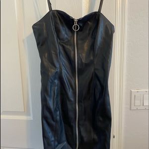 BLACK BODYCON LEATHER DRESS